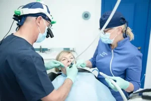 Vantaggi implantologia dentale